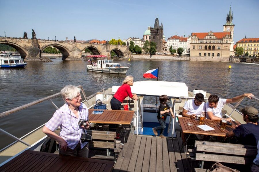 Prague Cruise: 1-Hour on the River Vltava - Key things to know before you go