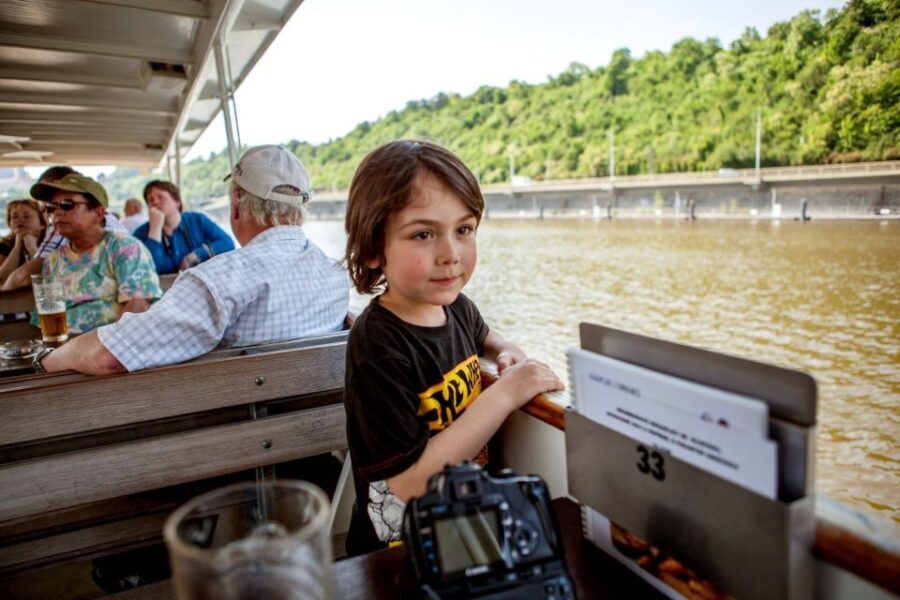 Prague Cruise: 1-Hour on the River Vltava - Meeting point at River Boats Prague Pier No. 16