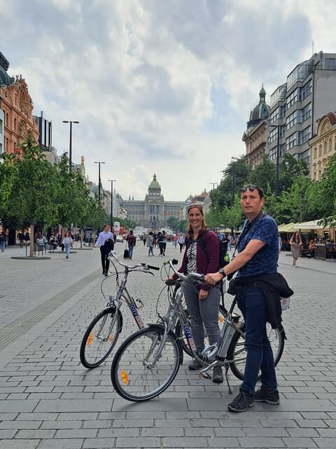 Prague E-Bike City Ride tour : 2hrs - Prague E-Bike City Ride: the real feel of two hours