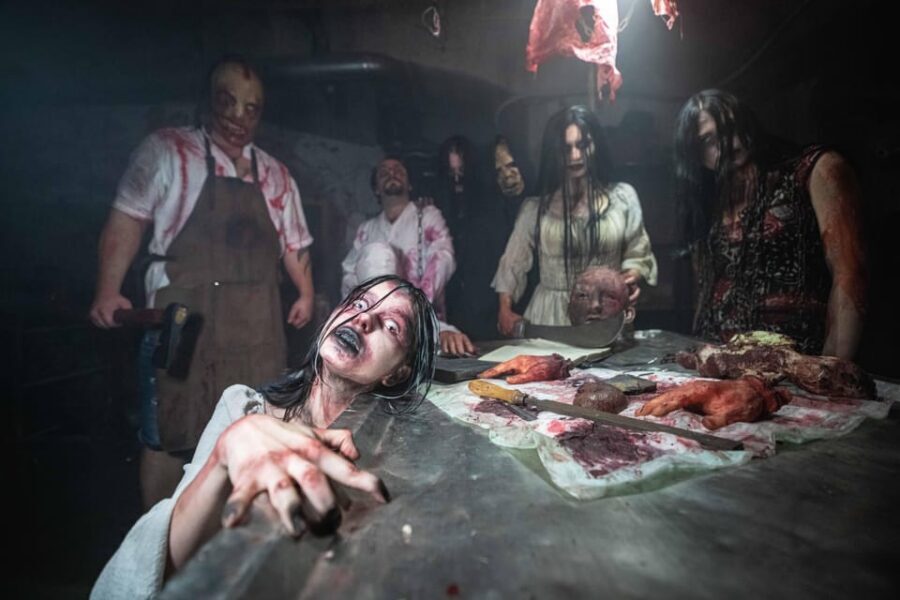 Prague Fear House: Best Haunting Experience in Prague - Actors Up Close in a Big 800 m² Space
