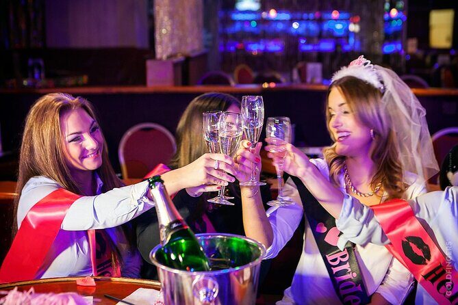 Prague for Men - What you get in the default package: club entry and a drinks voucher