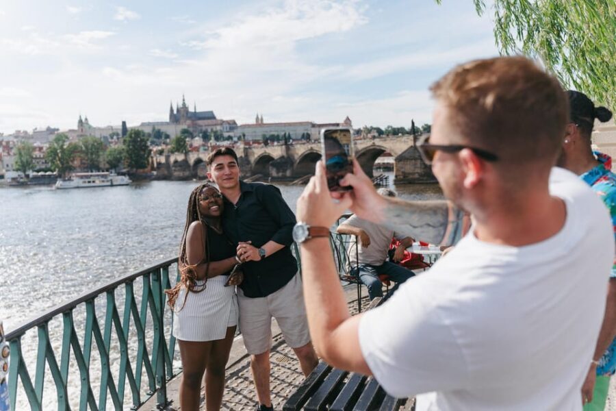 Prague: Full-Day Old Town, River Cruise & Prague Castle Tour - Price and logistics: why $72 can feel fair for what’s included