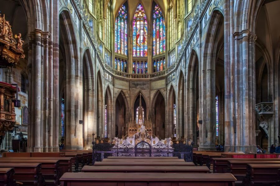 Prague: Full-Day Private Tour of Prague - 5 hours - Lunch time: use the break wisely (food is on you)