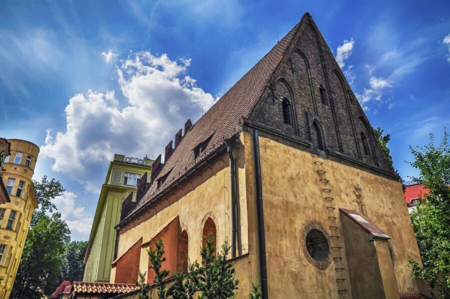 Prague: Full-Day Tour with Lunch and River Boat Cruise - Who should book this tour, and who should skip it