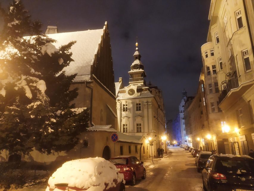 Prague: Ghost Walking Tour - The Actor Guide Factor: Crime, Passion, Betrayal, Revenge