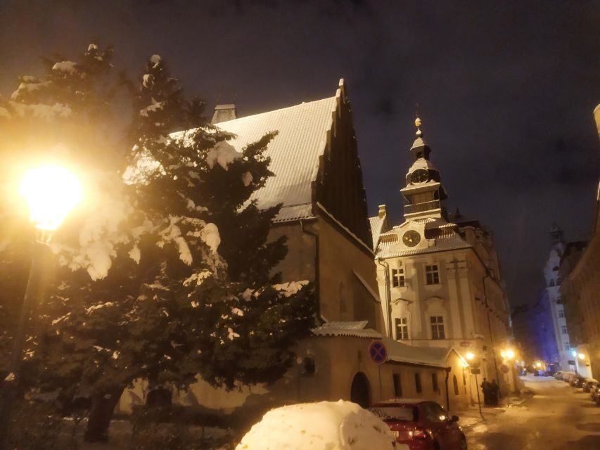 Prague: Ghost Walking Tour - Language Options: Keeping the Story Fully Understandable