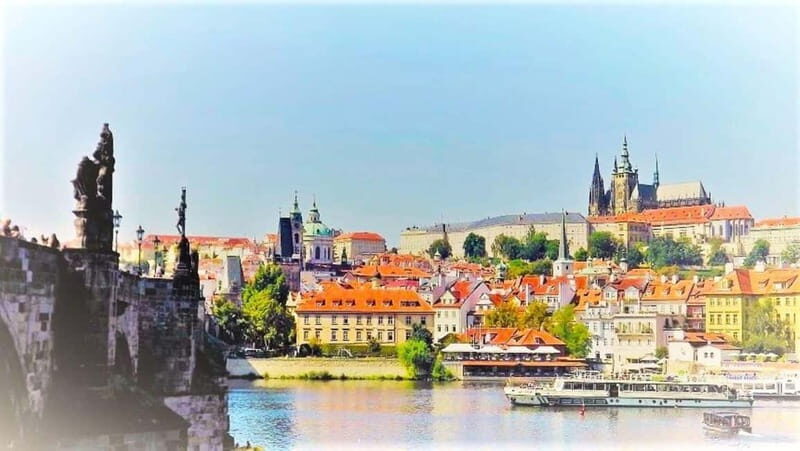 Prague Grand 2,5 hour + 2 hour exterior walking tour - Why This Exterior-Focused Tour Works in Prague