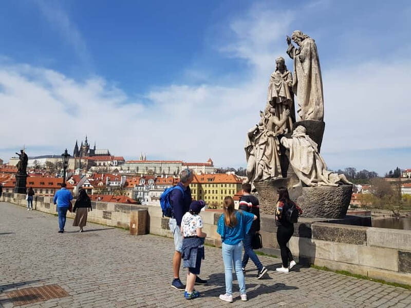 Prague Grand 2,5 hour + 2 hour exterior walking tour - FAQ