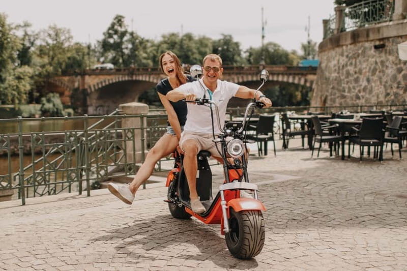 Prague: Guided Fat Tire e-Scooter Tour - Meeting near Old Town Square: getting started without fuss