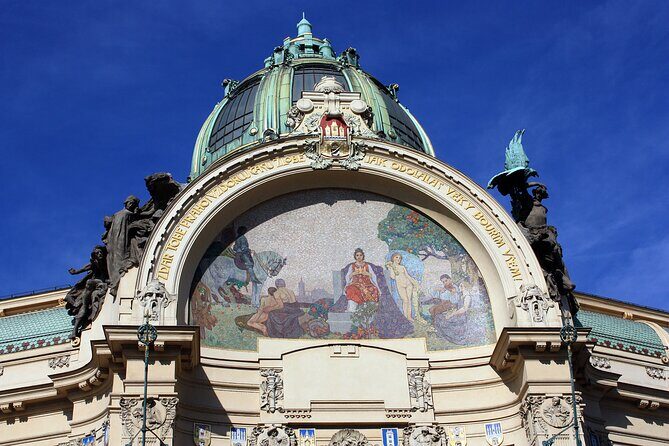 Prague Highlights in Half a Day - The highest church stop and Prague’s cubism lesson