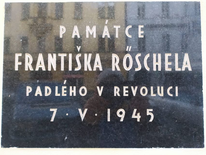 Prague: Historical Walking Tour with Focus on World War 2 - Reinhard Heydrich: From High-Ranking Nazi to the Spark of Resistance