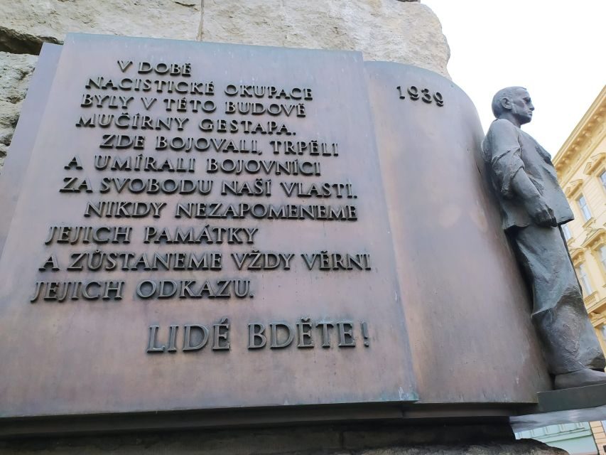 Prague: Historical Walking Tour with Focus on World War 2 - Photos and Professional Comments: How the Tour Makes History Stick