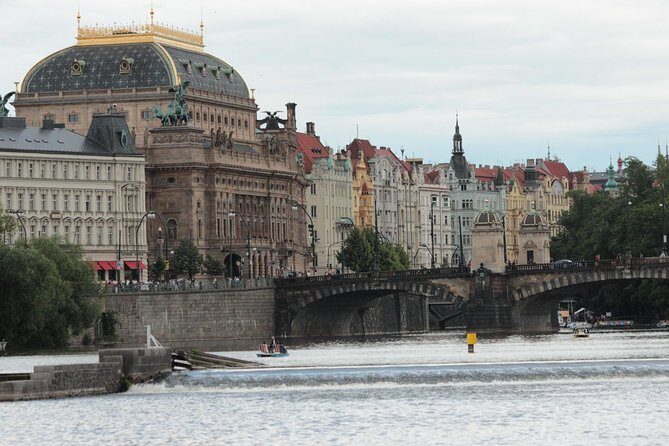 Prague in 2 Days Private Tour with Tereza - Day 1 Morning: Prague Castle Without the Confusion