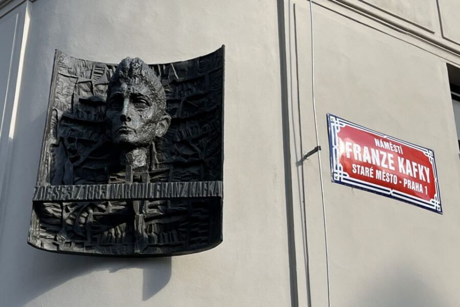 Prague: Jewish Town Guided Walking Tour - Key highlights to look for on this tour