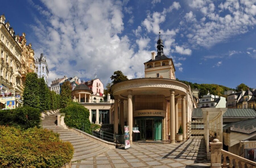 Prague: Karlovy Vary Tour with Lunch and Moser Museum Visit - Who should book this Karlovy Vary plus Moser tour
