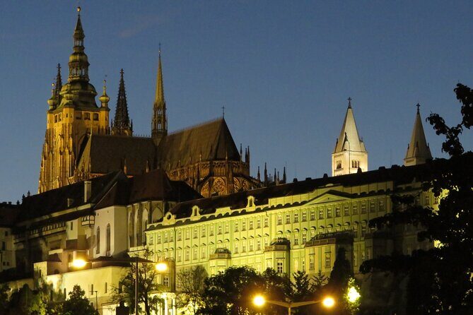 Prague Literary & Historical Tours - Comprehensive Route - Who this tour is best for (and who should think twice)