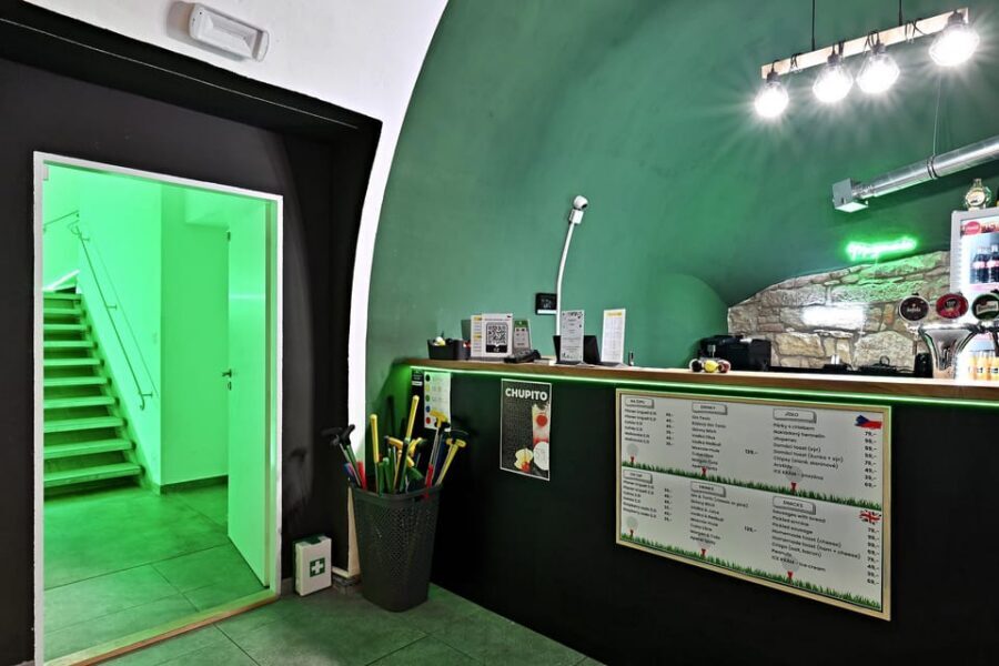 Prague: Mazemania Miniature Golf Experience - Unlimited play and a comfy base: seating for over 35 + a bar