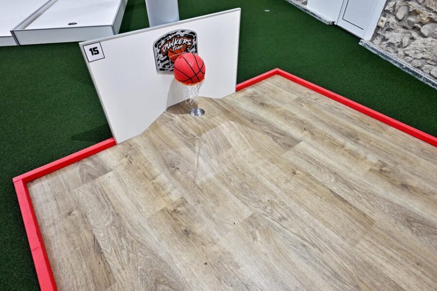 Prague: Mazemania Miniature Golf Experience - Timing and logistics: how to plan a 1-day visit that feels smooth