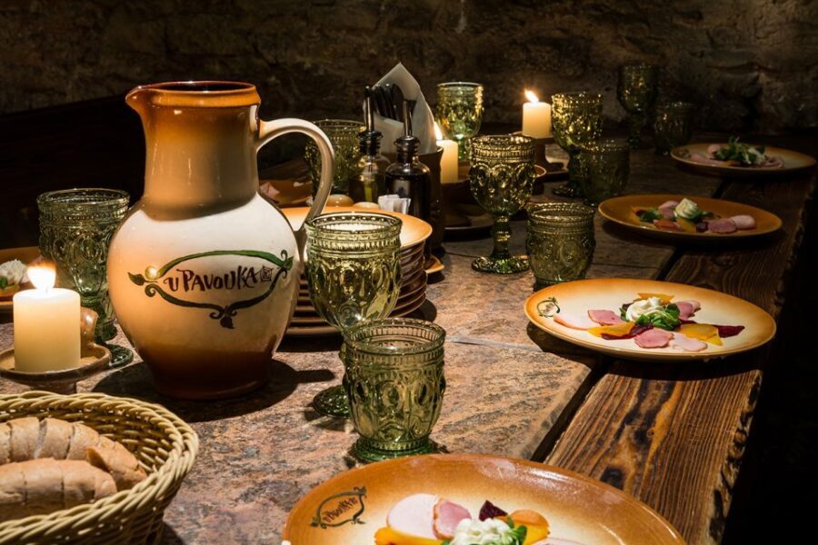 Prague: Medieval Dinner with Transfers - A stress-free start: private hotel pickup in Prague