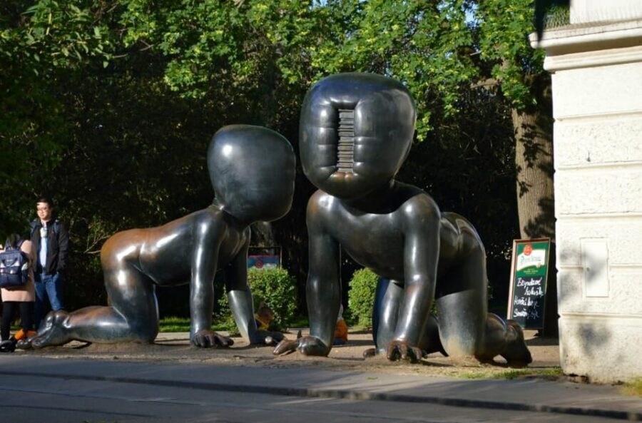 Prague: Modern Architecture and Design Guided Tour - Itinerary expectations: what each stop is trying to teach you