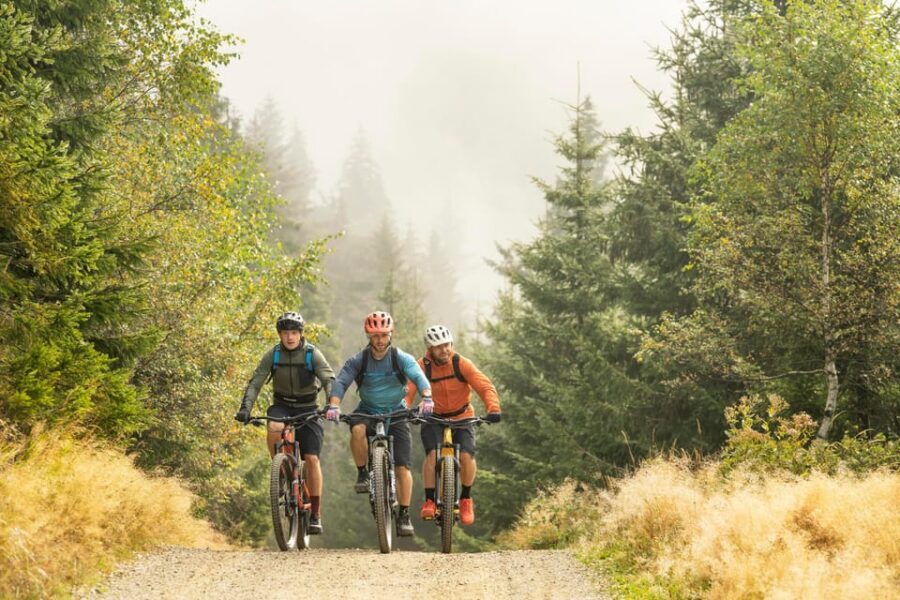 Prague Mountain Biking: Blast Through The Best Singletracks - Getting back to Prague by train without a headache