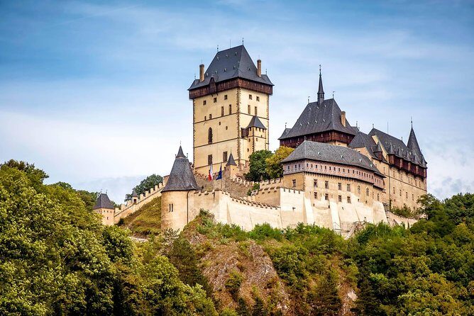 Prague-Munich One-Way Sightseeing Day Tour - Door-to-Door Pickup and the 10-Hour Rhythm You’ll Actually Feel
