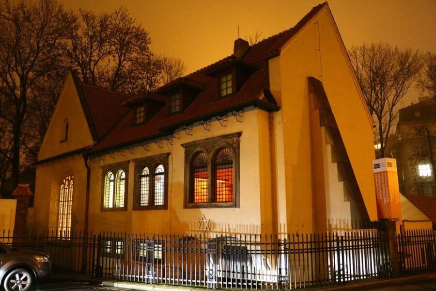 Prague: Old, New, and Jewish Towns Guided Walking Tour - Old, New, and Jewish Prague: what the route teaches you