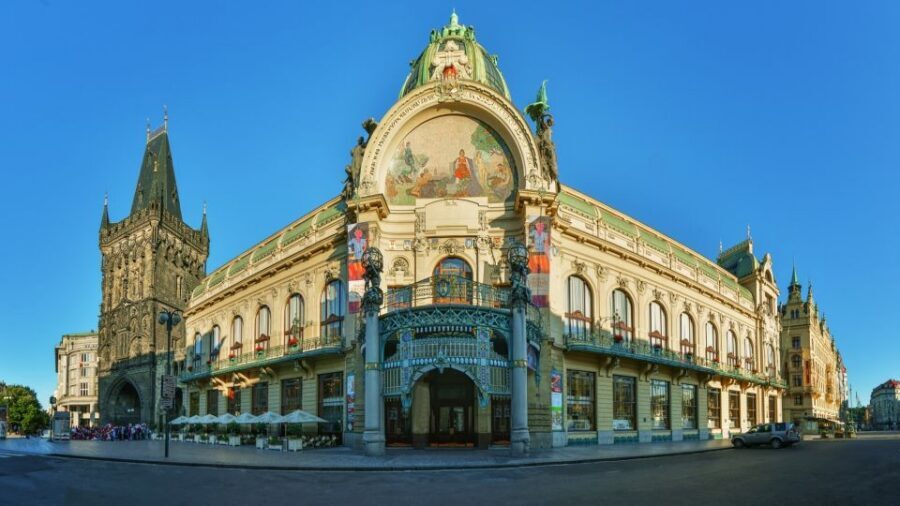Prague: Old Town and Jewish Quarter 2-Hour Walking Tour - Josefov exteriors on Dušní and Široká: learn by what you can see
