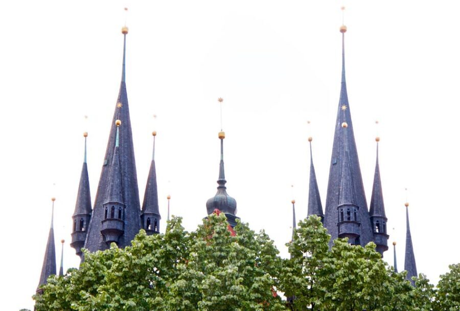 Prague: Old Town and Jewish Quarter Guided Walking Tour - Key highlights you’ll feel on the street