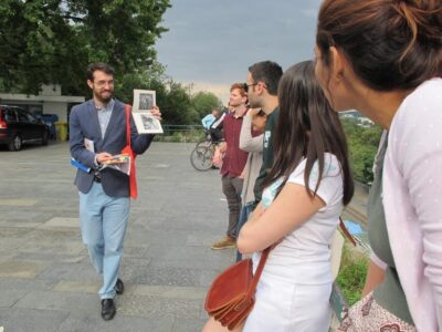 Prague: Old Town and Jewish Quarter Guided Walking Tour - Meeting at Get Prague Guide (Maiselova 5) and what to do before you start