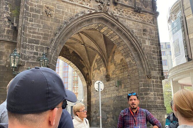 Prague: Old Town and Jewish Quarter Small-Group Tour - Prasná brána: a gothic city gate you can feel