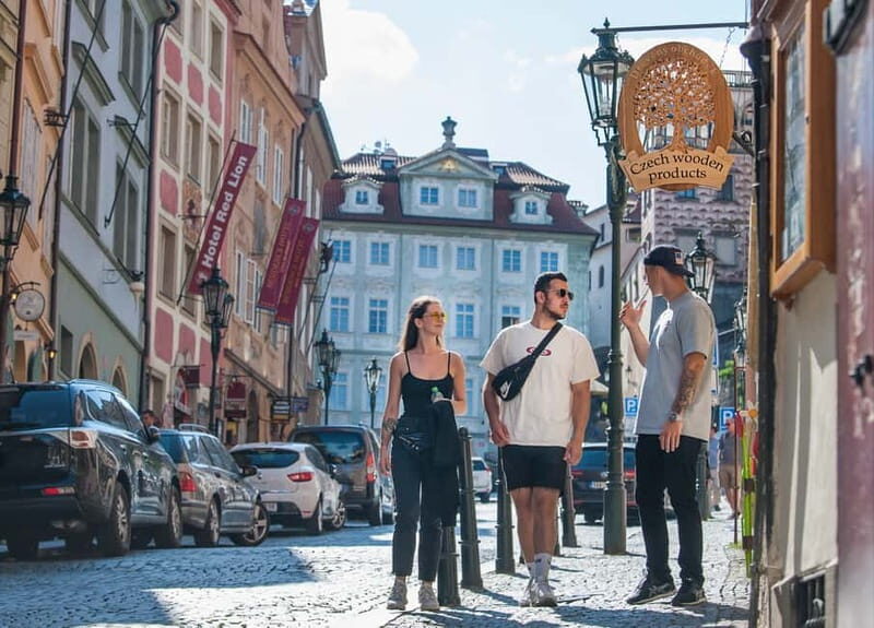 Prague: Old Town, Prague Castle & River Cruise Day Tour - Key things that make this Prague day tour work
