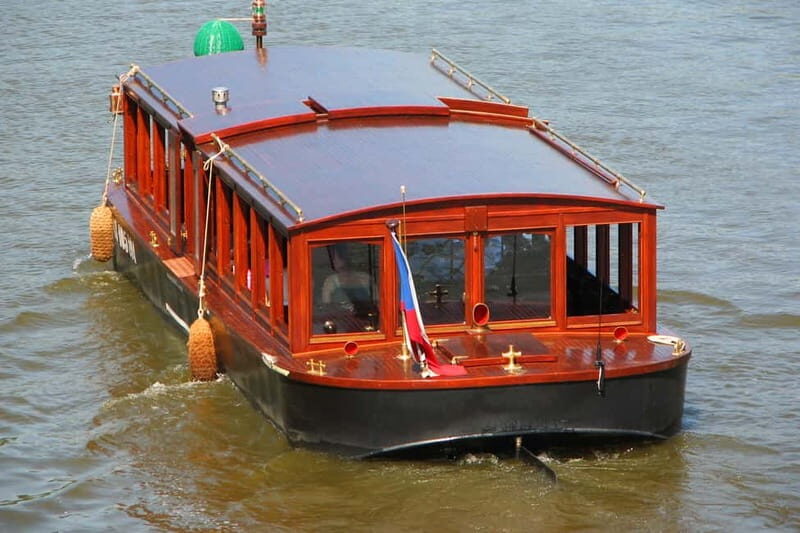 Prague: Old Town, Prague Castle & River Cruise Day Tour - Charles Bridge start: quick bearings, then Old Town on foot