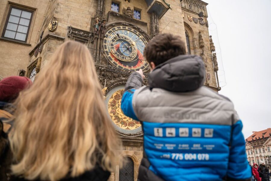Prague: Old Town Private Walking Tour with Hotel Pickup - The 3-hour route: what you’ll see, stop by stop