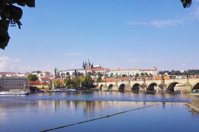 Prague Old Town Tour with a Classical Concert - The Concert Finale: Classical Music in a Chapel With Great Acoustics