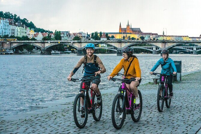 Prague on E-Bike: Explore Greater Downtown Parks & Epic Views - E-Bike Reality Check: Mounting, Downhill Confidence, and Safety