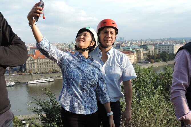 Prague Panoramic Views e-bike and e-Scooter guided Tour - Prague Castle viewpoint time: seeing scale without a long walk