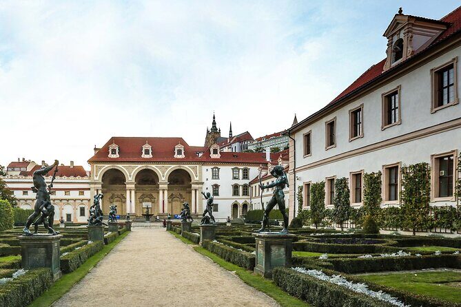 Prague Photoshoot for Couples, Betrothed, Family & Friends - Makeup and Styling: Why This Changes How You Look in Photos