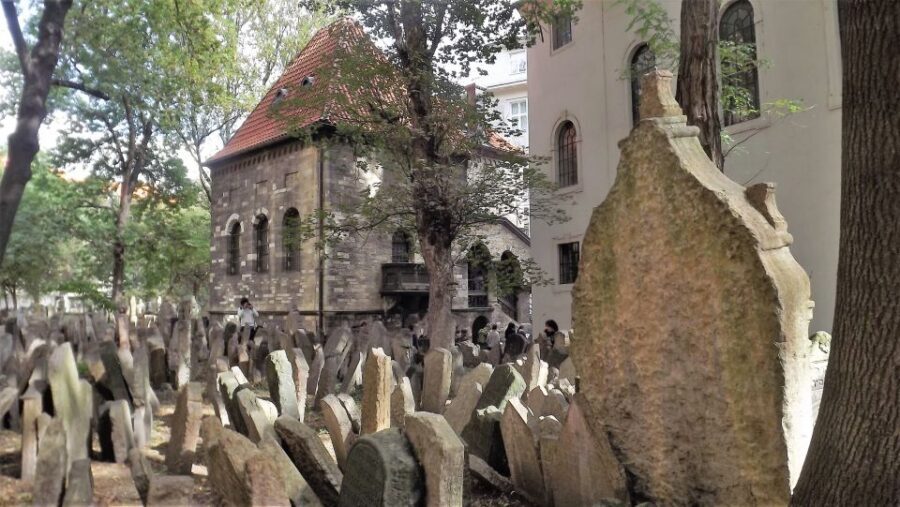 Prague: Prague Castle, Jewish Quarter, Clock Tower Admission - Why This Prague Castle–Jewish Quarter–Clock Ticket Works
