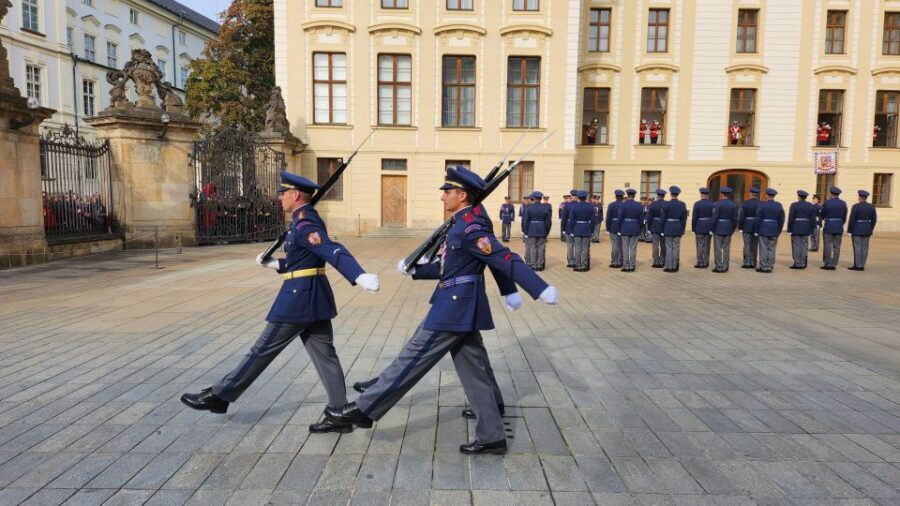 Prague: Prague Castle Private Walking Tour - Start at Malostranská: Getting Oriented Fast