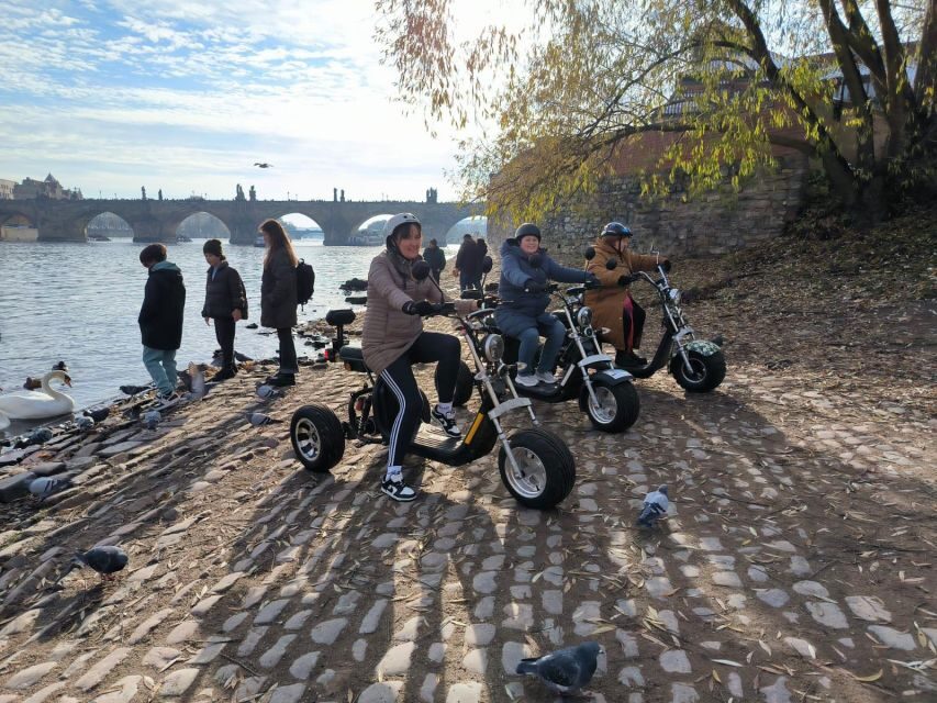 Prague: Private 3-Hour Trike Adventure - Along the Vltava: Kampa Island, Charles Bridge, and the Swan Riverbank