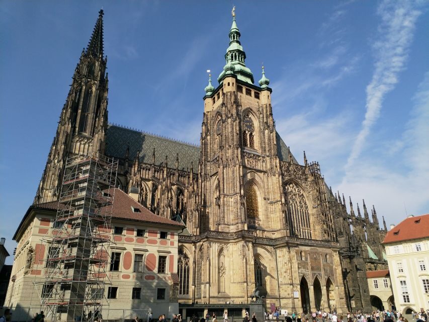 Prague: Private City Tour by Minivan - St. Vitus Cathedral, Lesser Town, and the John Lennon Wall