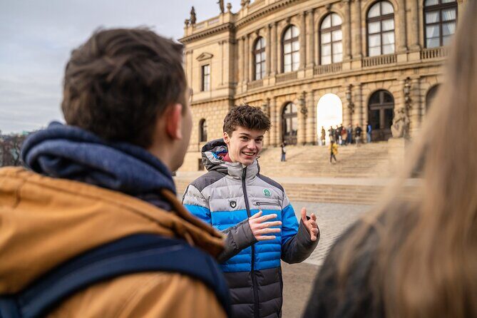Prague: Private Old Town Walking Tour with Hotel Pickup - How good is the guide part, really?