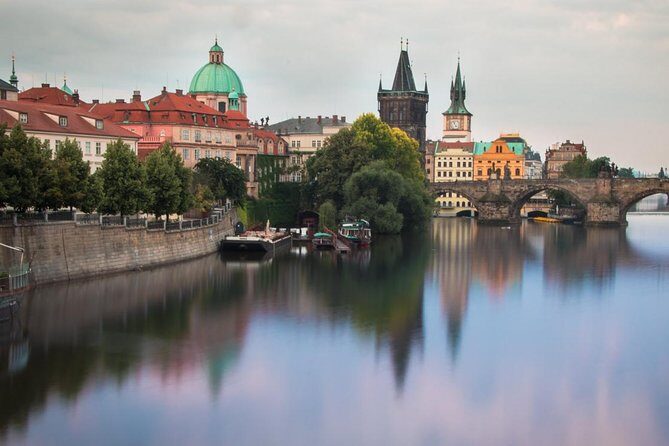 Prague Private Photo Tour for Photography Enthusiasts - Price and Value: What You Really Get for $88.94