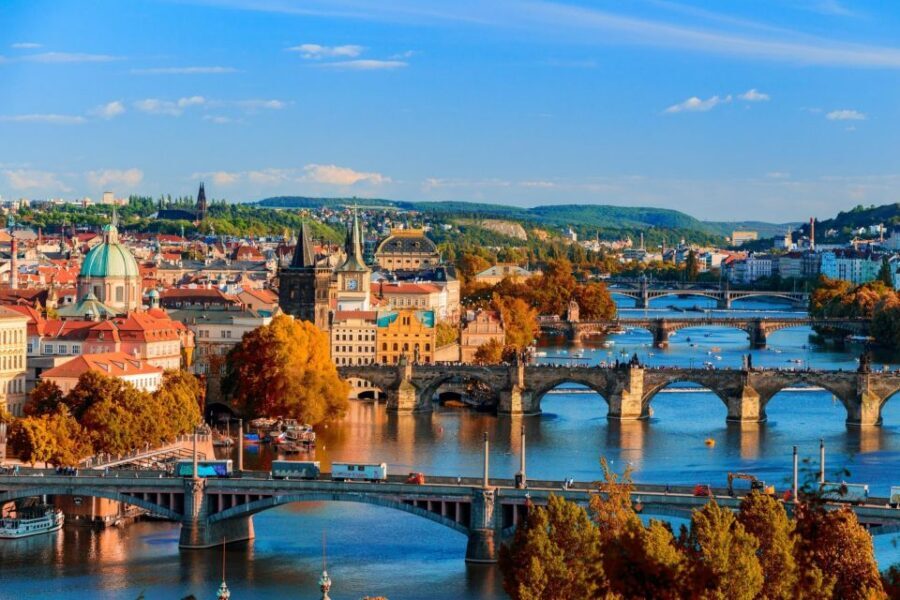 Prague : Private Walking Tour with A Guide (Private Tour) - Who this tour is best for (and who might want a backup plan)