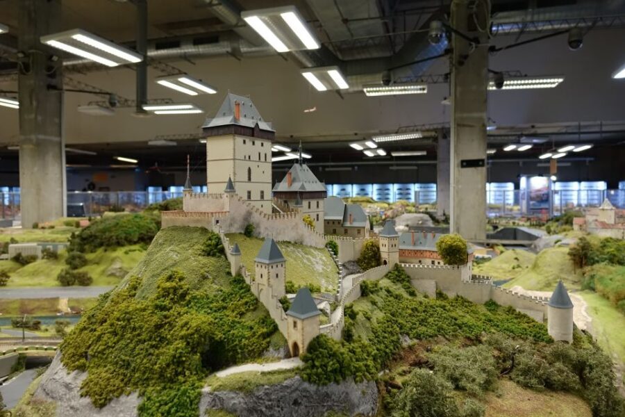 Prague: Railway Kingdom Giant Model Railway Museum - The Transport Web: Trains, Trams, Cable Car, Cars, Buses, and Underground Lines