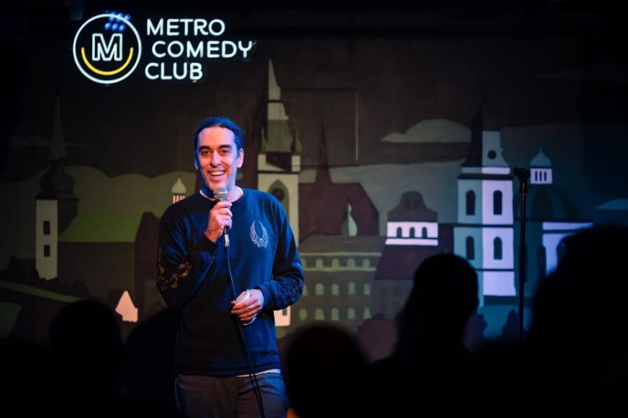 Prague: Saturday Stand-Up Comedy Night in English - Metro Comedy Club in Prague 1: easy to reach, easy to enjoy