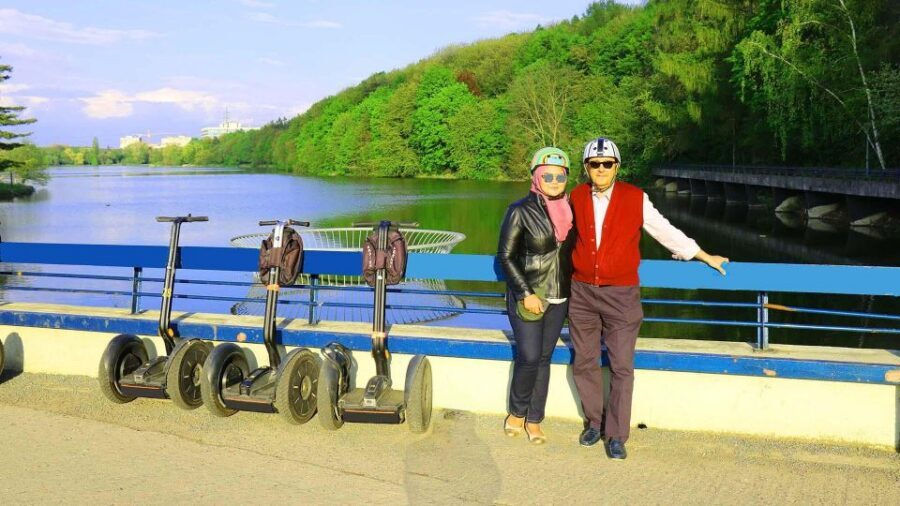 Prague: Segway Sightseeing Live-Guided Tour - The Beverly Hills of Prague: modern villas and luxe residences