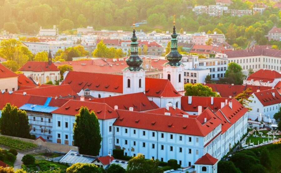 Prague: Skip-the-line Strahov Monastery and Library Tour - Gardens, pacing, and what your private guide does best
