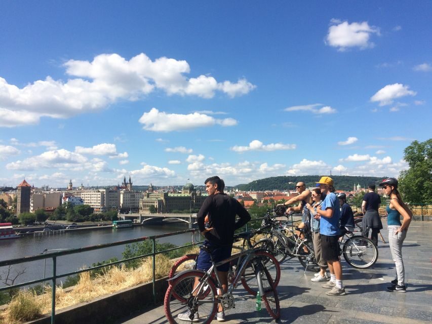 Prague: Stunning Viewpoints, Castle, City & Park Bike Tour - Letná Park viewpoints: the best kind of photo stop